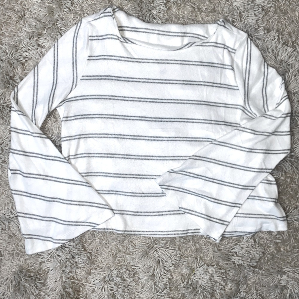 Bobeau NWOT Super Soft Cozy Petite Light Nautical Sweater Bell Sleeves Size LP